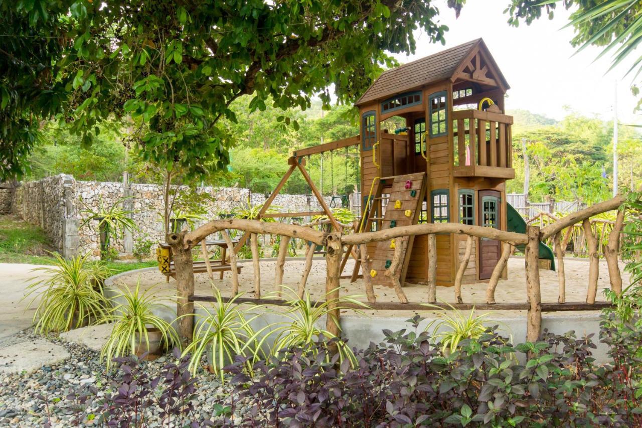 Oldwoods By The Sea Nature Resort Bani Pangasinan Екстериор снимка