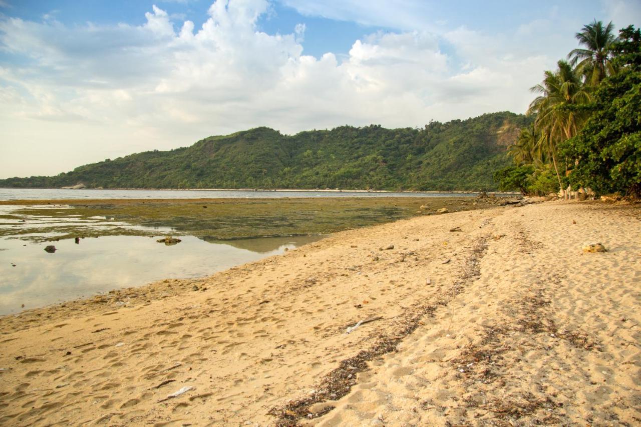 Oldwoods By The Sea Nature Resort Bani Pangasinan Екстериор снимка